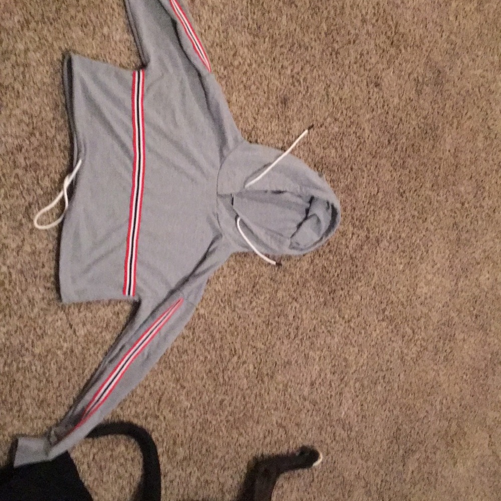 Cropped hosiery shirt